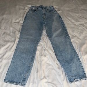 Abercrombie & Fitch - Curve Love The 90’s Straight Ultra High Rise Size 26/2s